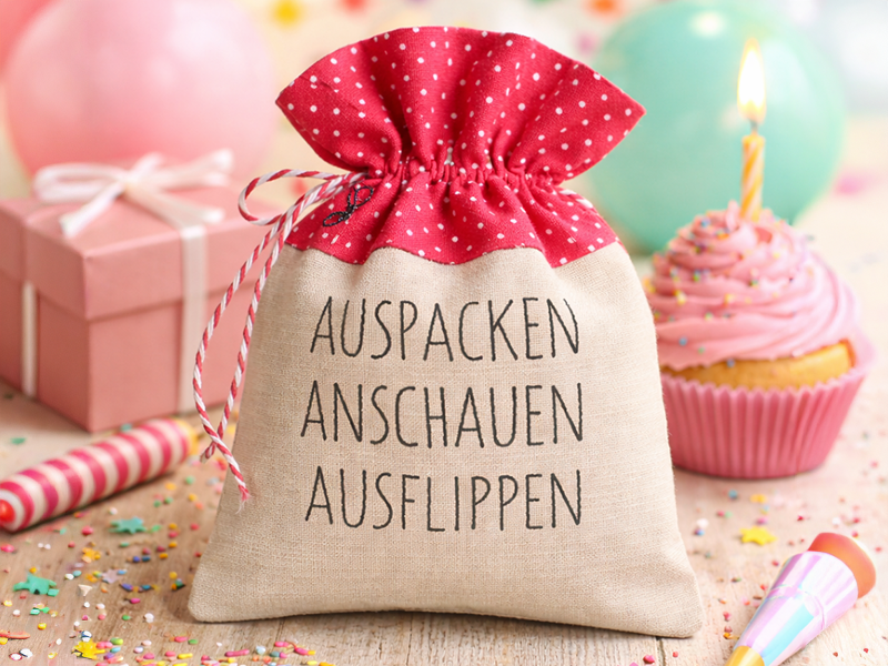 Preview: Auspacken, Anschauen, Ausflippen Spruch - redwork Stickdatei